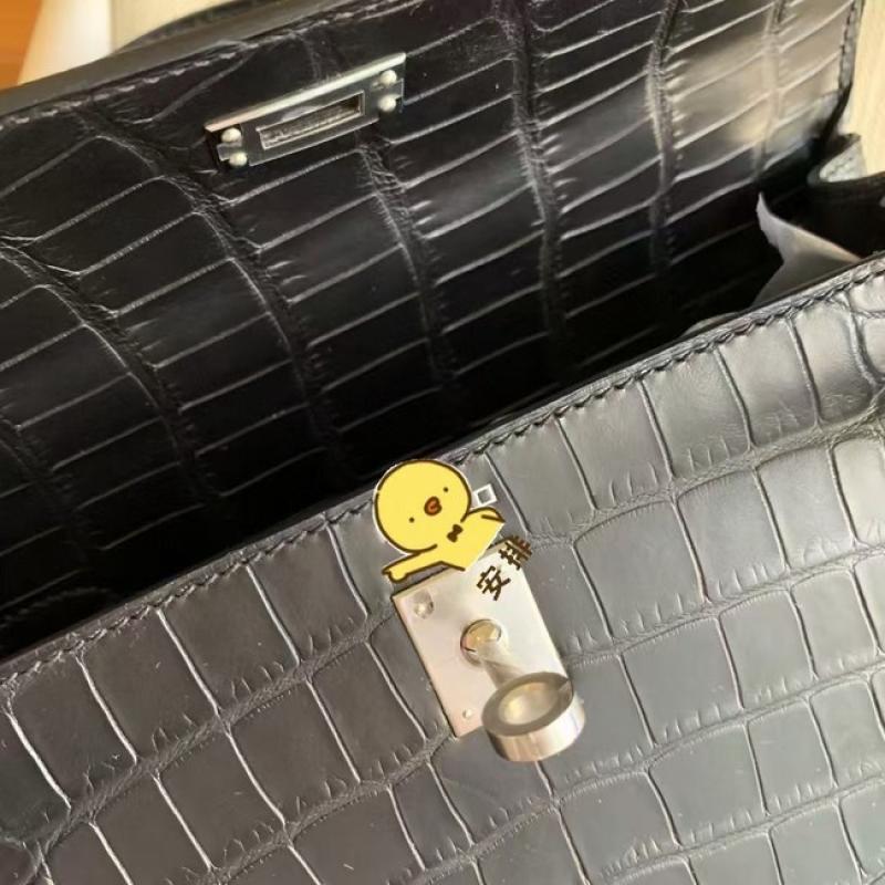 Hermes Kelly Shoulder Bags Nile Crocodile Leather Black